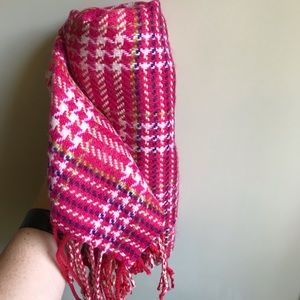 G. H. BASS PLAID SCARF